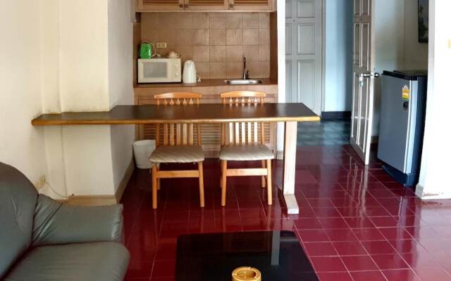 Walking Street Hostel by New Wave - Adults Only