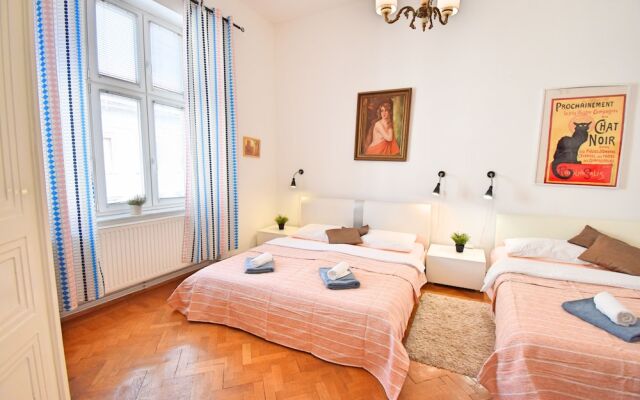 Donos Apartments