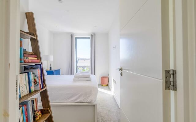 Penthouse With Views Of Alexandra Palace