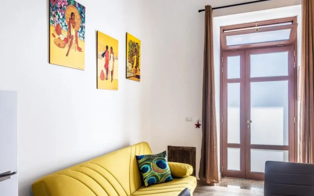 Casa Emma in Avola with 2 bedrooms and 1 bathrooms