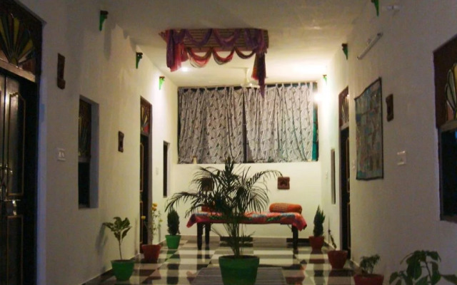 Bhavyam Heritage Guest House & Rooftop Restaurant