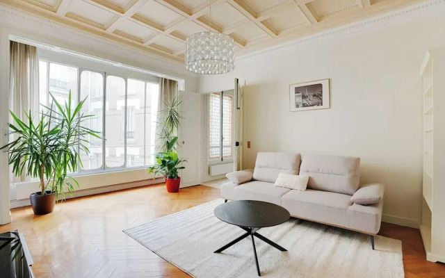 Splendid Spacious Apartment - Trocadero