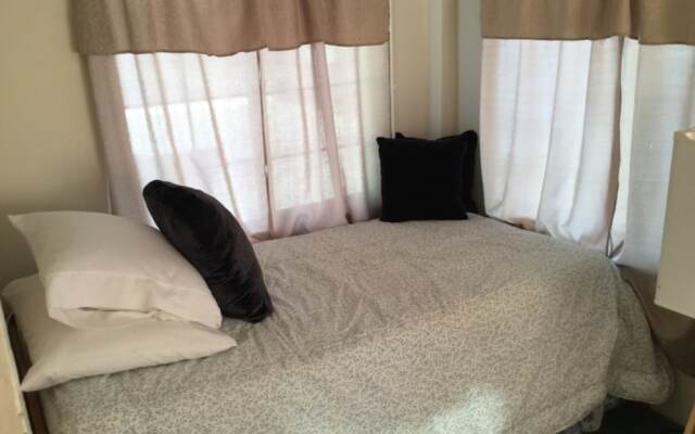 Sunnyside Inn Bed &Breakfast