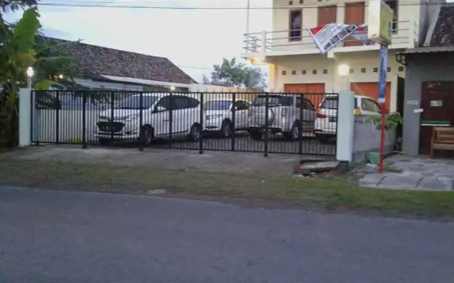 Rumah Singgah Peziarah Ganjuran