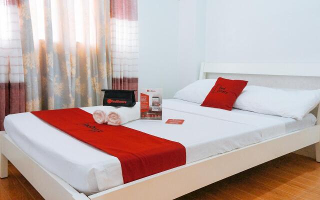 RedDoorz Plus near Talisay Town Center