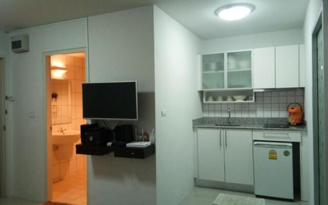 Grand Beach CondoB35 by malai