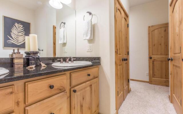 Elkhorn Townhome 1939