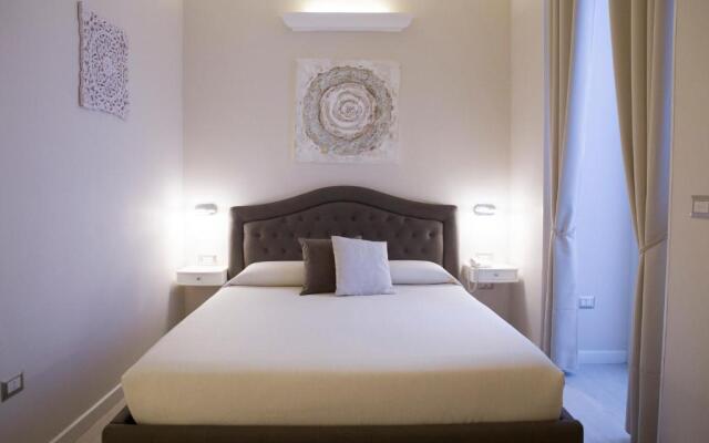 Royal Rooms Luxury Suite