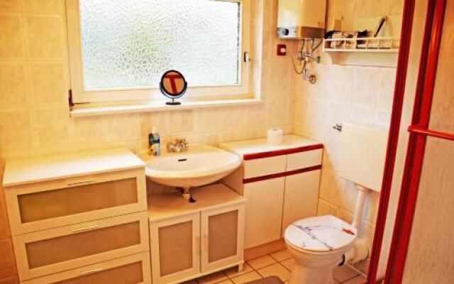 Ferienhaus Mit Kamin Am Granitzwald