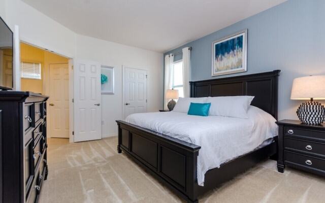 Cool and Modern 9 Bed 7 Ba Villa Pool & Spa 6160boa