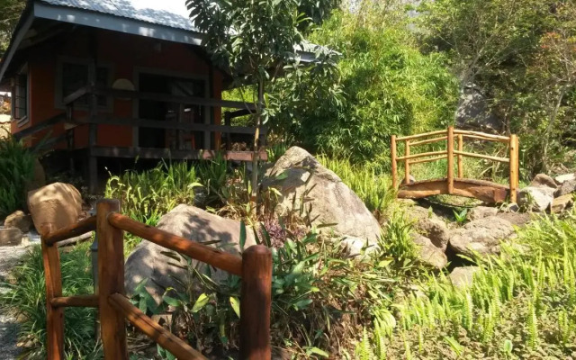 Timbali Lodge
