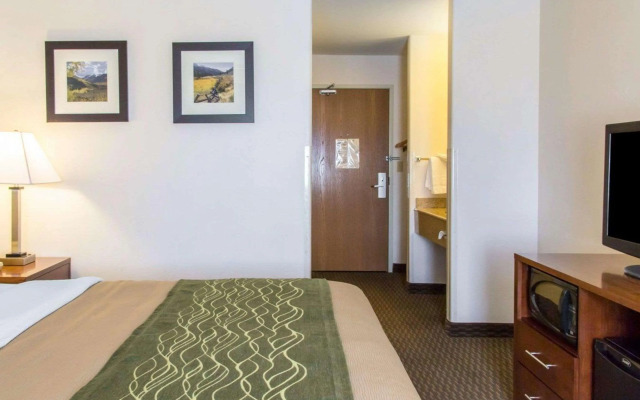 Quality Inn & Suites Vail Valley