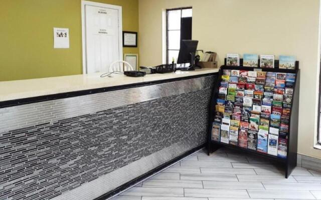 Savannah Garden Hotel