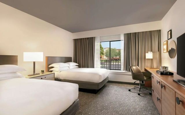 Hilton Scottsdale Resort & Villas