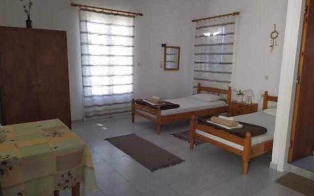 Stamoulis Apartments