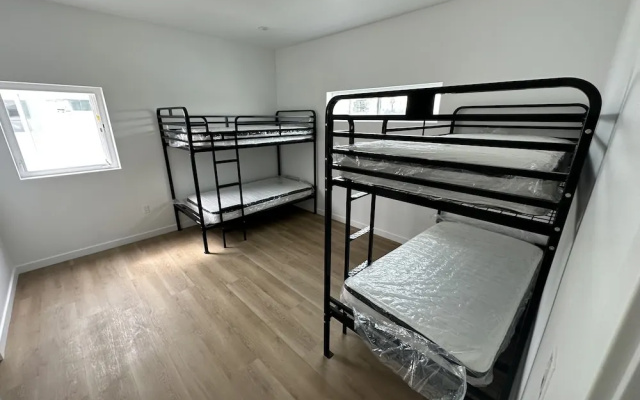 RoamHub Residences