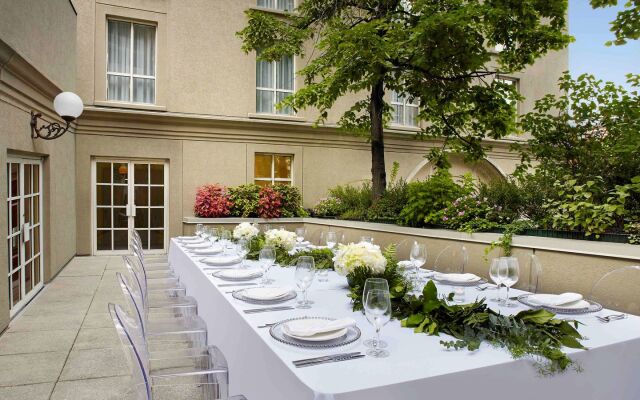 Novotel Toronto Centre