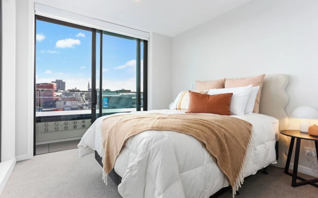 Superb City Fringe Penthouse
