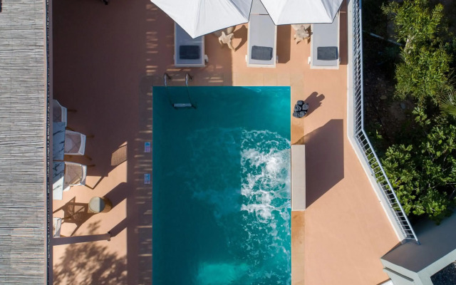Pleiades Luxurious Villas