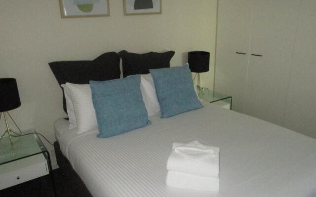 Harbour Escape Apartments