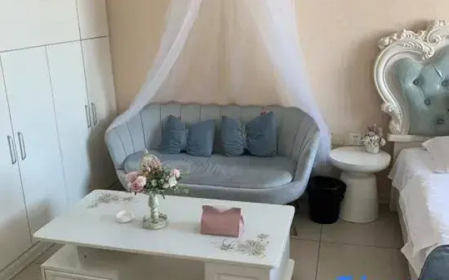 Wutongxiang Apartment (Harbin Kaixuan Plaza)