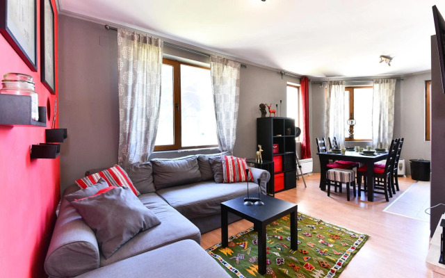 Gondola Flat Number 2