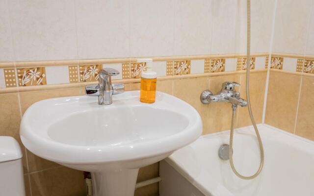 Апартаменты на улице Родионова 165к12