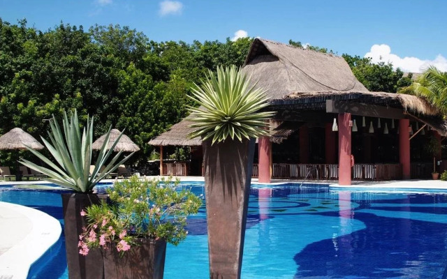 Sandos Caracol Nature Resort & Water Park All Inclusive