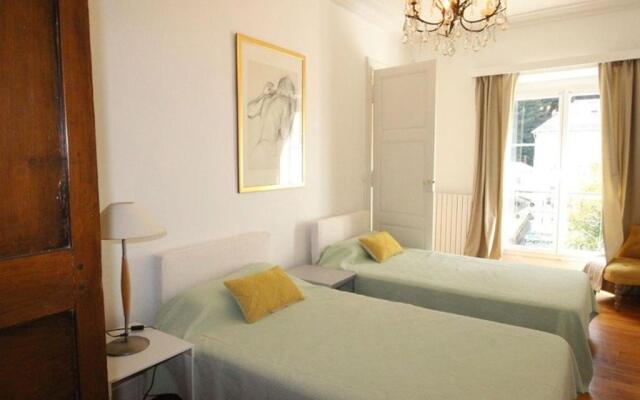 Appartement Bagnères-de-Luchon, 2 pièces, 4 personnes - FR-1-313-165