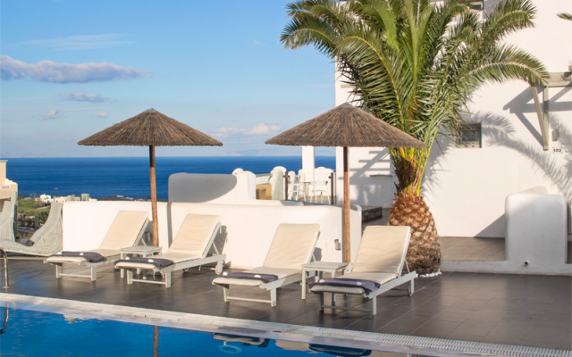 Luxury Bon Hotel