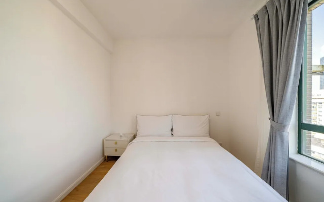 Tyms Spacious 4BR 2BA Apt Xujiahui