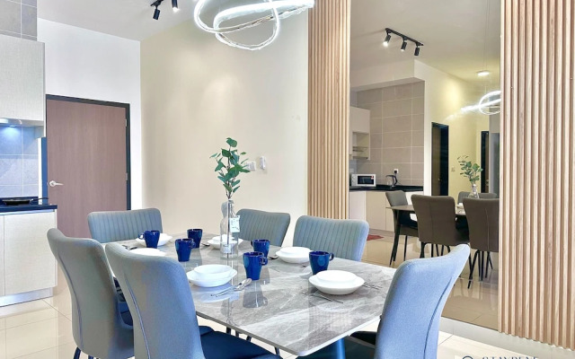 Twin Tower Residence by Stayrene
