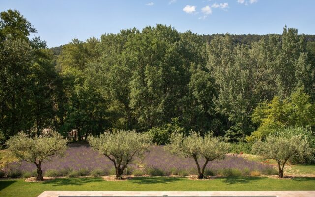 Villa With 4 Bedrooms in Mollans-sur-ouvèze, With Wonderful Mountain V