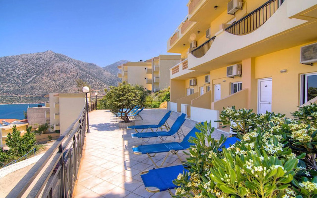 Aparthotel Athina