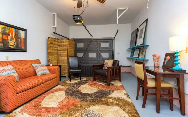 Charming Nashville Home Near Restaurants & Bars!