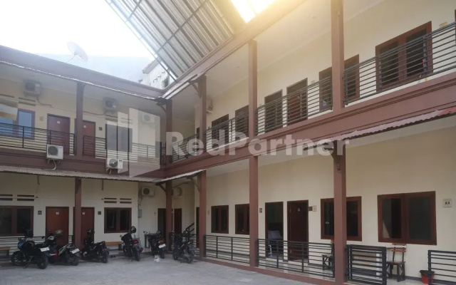 Mutiara Residence Near Simpang Lima Mitra RedDoorz