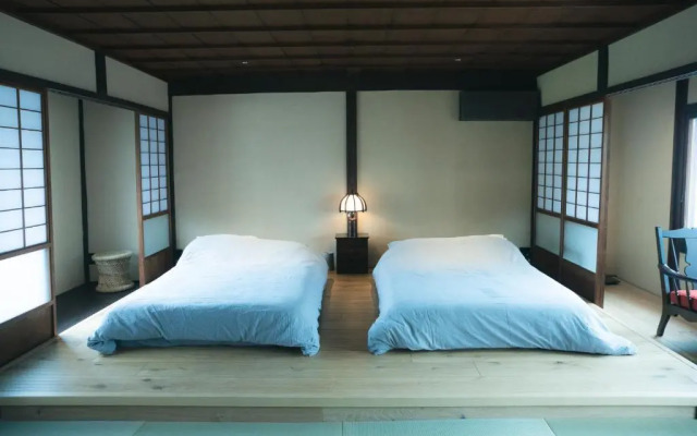 Oito 美しい街並みに佇む喫茶と宿