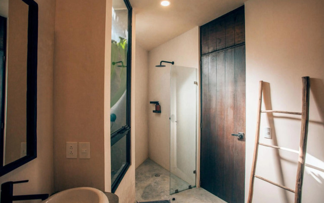 Round Villa Private Pool & Jungle rooftop 2A