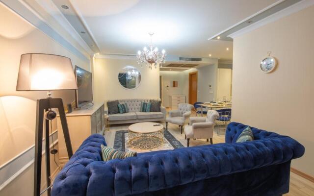 Three bedroom Duplex apartment with large terrace