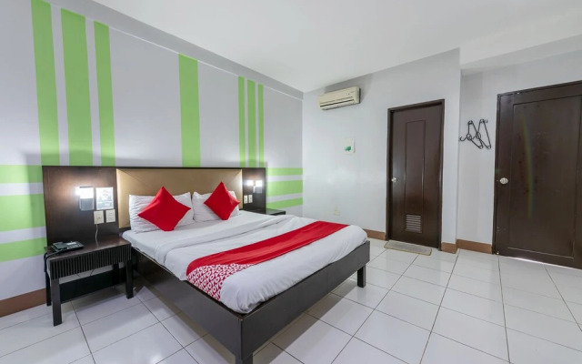 Capital O 176 Bliss Hotel