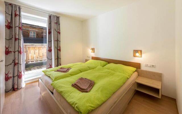 Sommer Chalet Central Top CC6