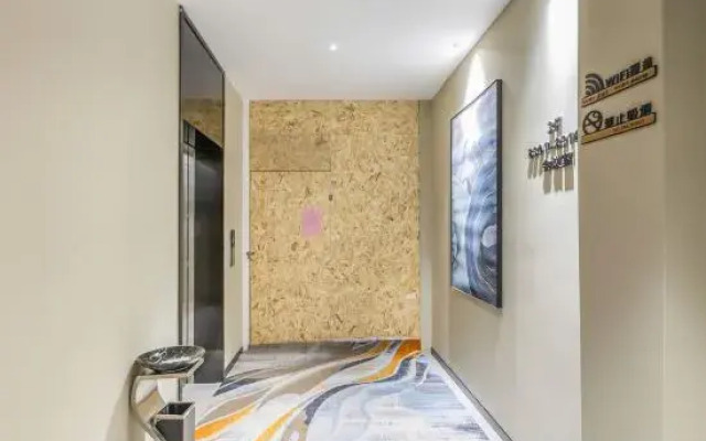Luoyang Lantu Hotel (China Garden Shop)