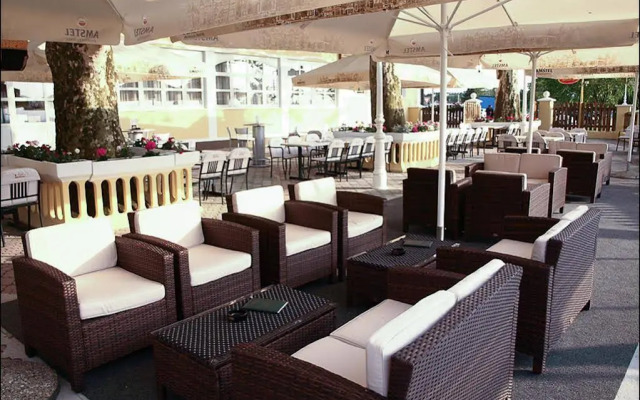 Hotel Lagus