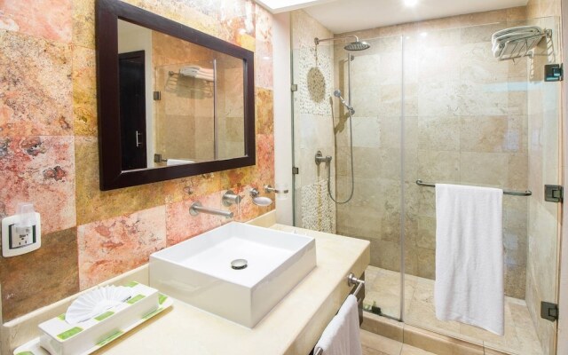 El Faro 305 Reef 2 Bedroom