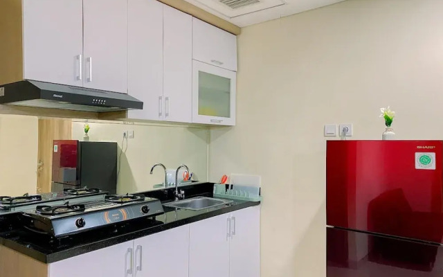 Good and Warm 1BR Apartment at Pejaten Park Residence