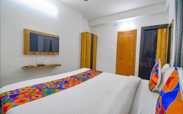 Fabexpress Amar Raj Villa