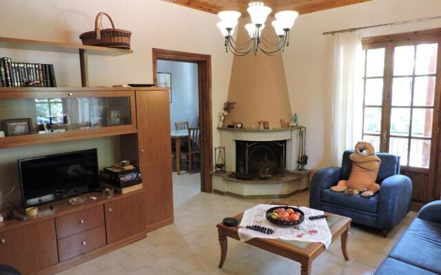Calm house in Sivros village, Lefkada