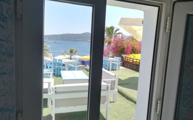Yakamoz Beach Boutique Hotel