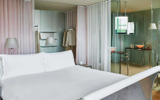 Sanderson London