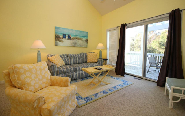 Bermuda Bay Resort by Kees Vaca